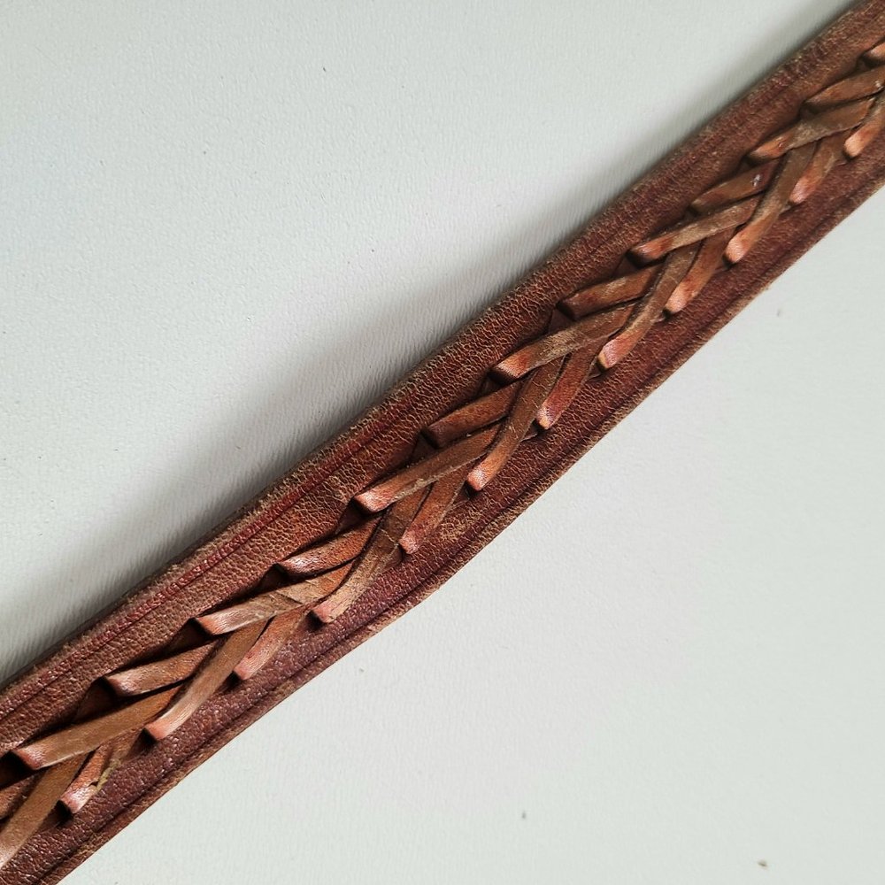 Hand made leather belt with braded details. - Picture 3 of 8